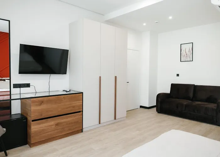 Select Hotel