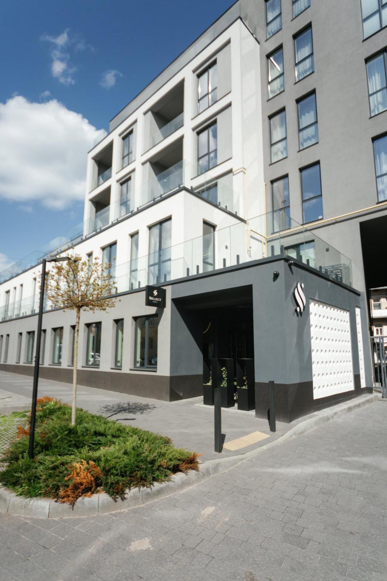 Select 4* Lwów